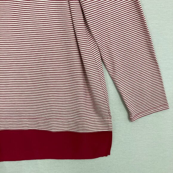 New Chico's Red White Striped V Neck Side Stretch Slit Knit Top size Large/2 - Picture 4 of 11